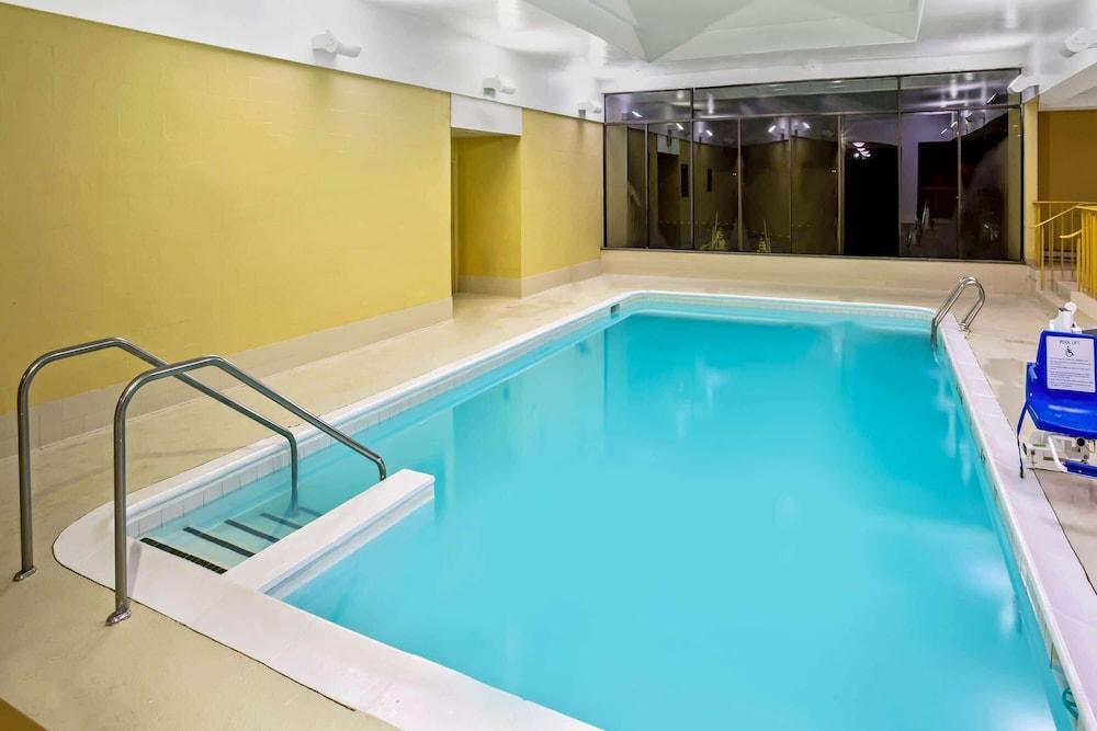 La Quinta By Wyndham Stamford / New York City Экстерьер фото