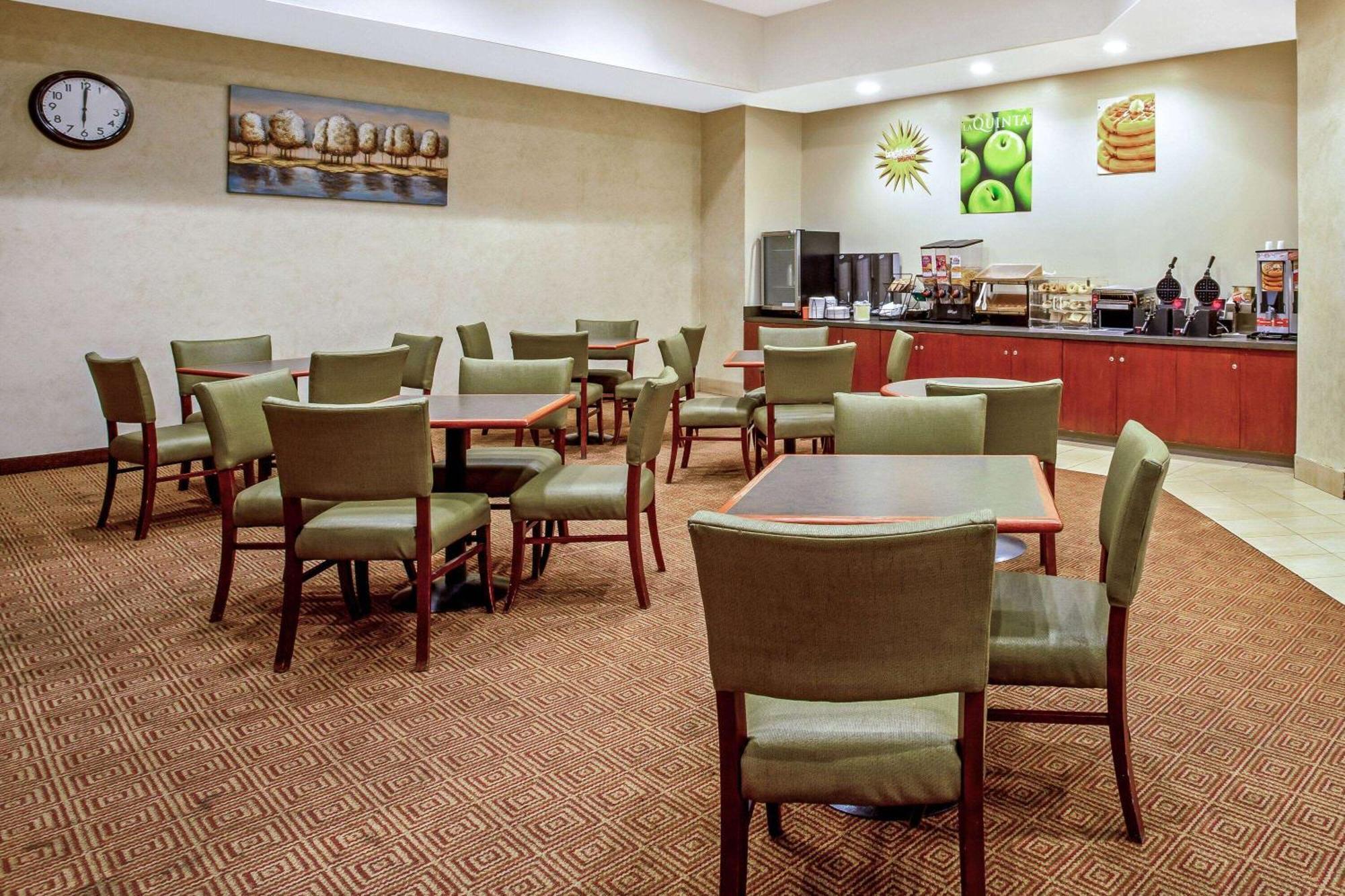 La Quinta By Wyndham Stamford / New York City Экстерьер фото