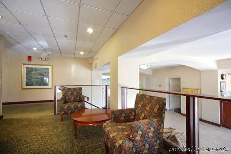 La Quinta By Wyndham Stamford / New York City Экстерьер фото